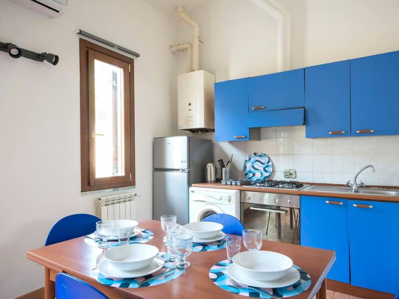 Altido Spacious Apt For 4 In Residential Area With Free Parking
