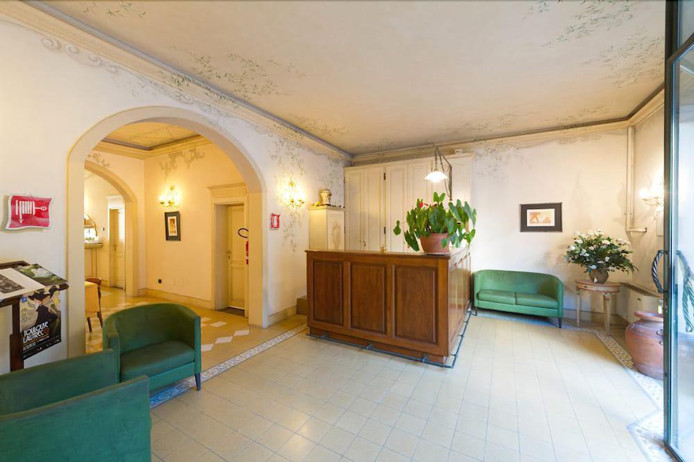 Hotel Moderno 2*
