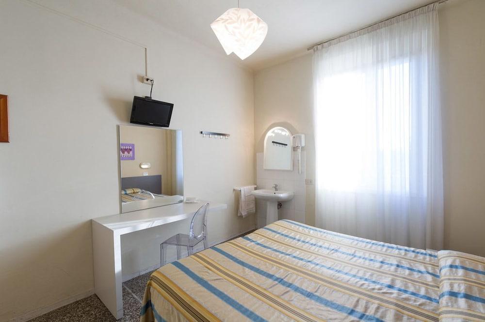 Hotel Moderno Pisa