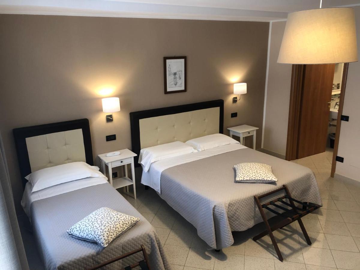 Di Stefano Hotel