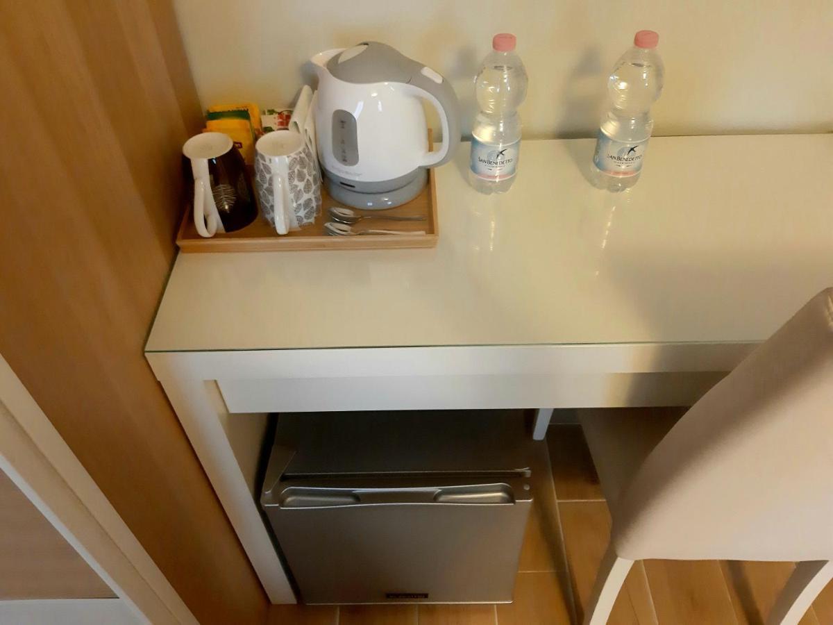 Acomodação com café da manhã  Pisa City Lodge *