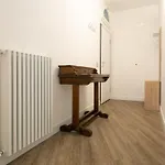 Innpisarentals - La Fortezza Apartment