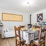 Oratoio Duplex Apartment With Parking