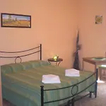 B&B Gate 52