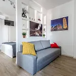 Hostly-Giugio\'S House-Lungarni And Town Center