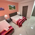 Luna Guest House