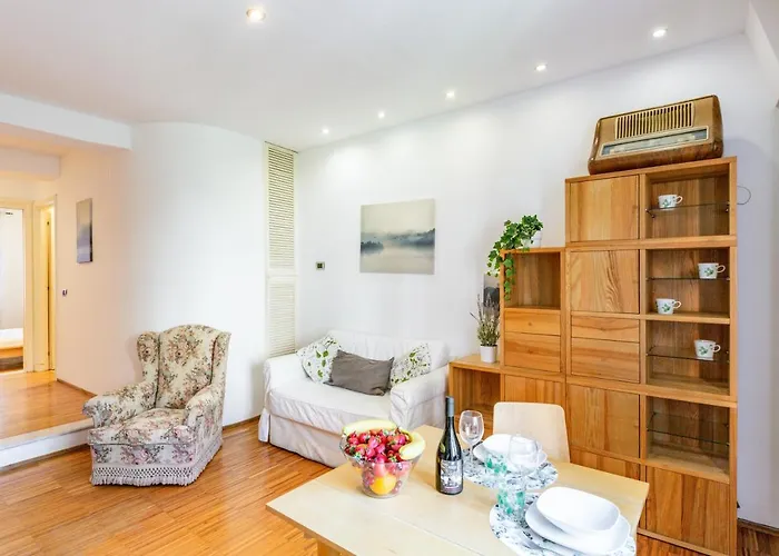 Ponte Solferino Bright & Cozy Apartment