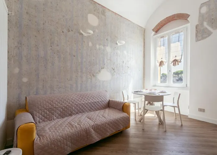 Innpisarentals - La Fortezza Apartment