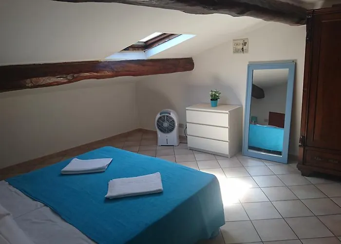 Pisa Lodge B&B Hostel