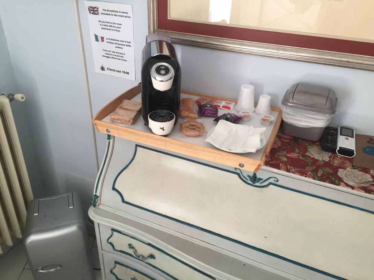 Acomodação com café da manhã  6 Keys Pisa