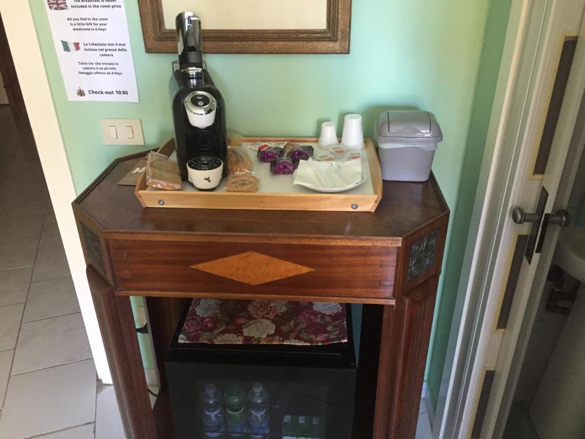 Acomodação com café da manhã  6 Keys Pisa