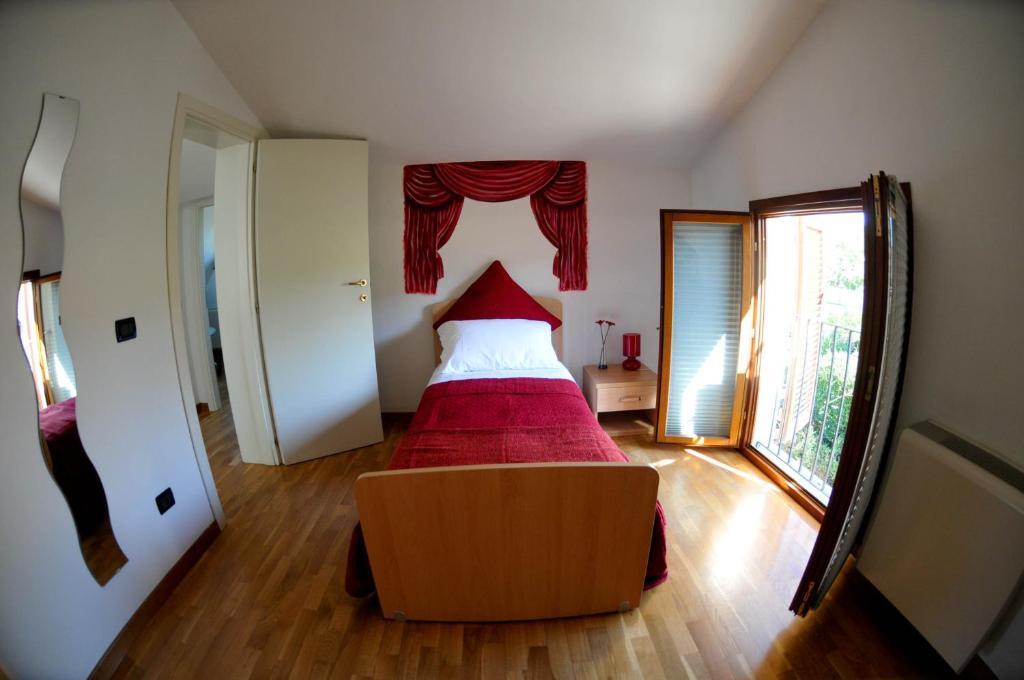 Bed & Breakfast Maison Dei Miracoli 2 3*