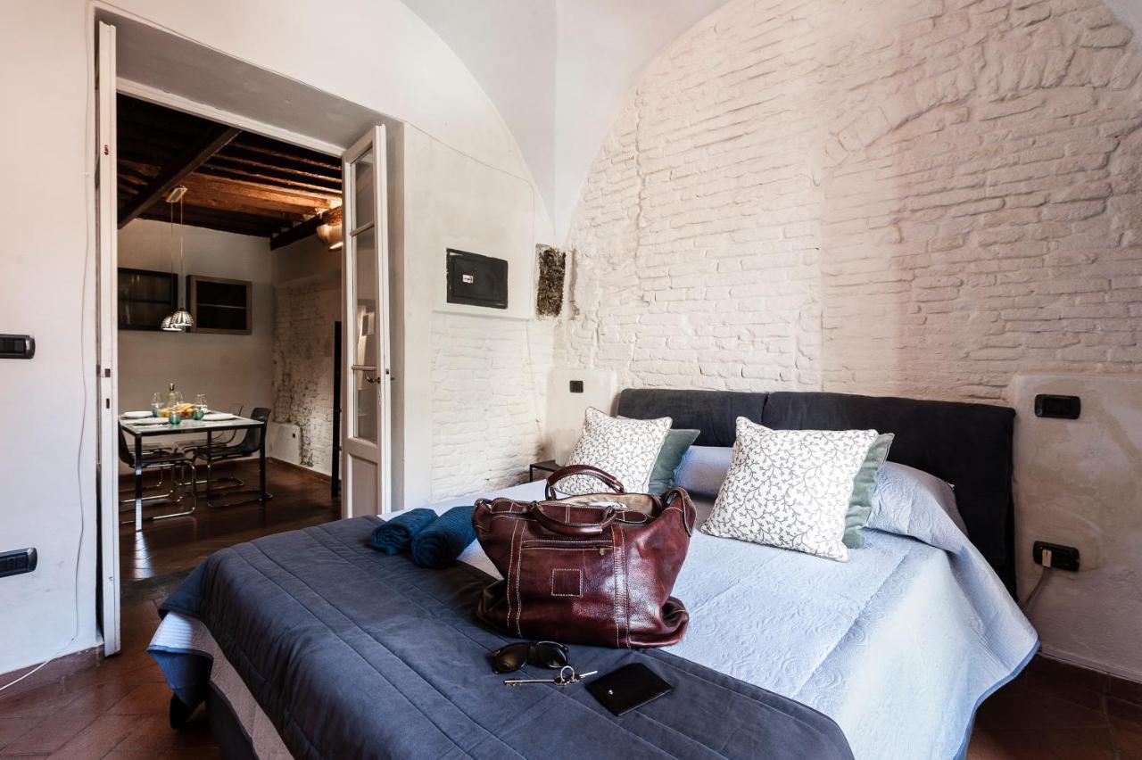 Hostly - Garden House Near The Tower - Historical House With Private Garden