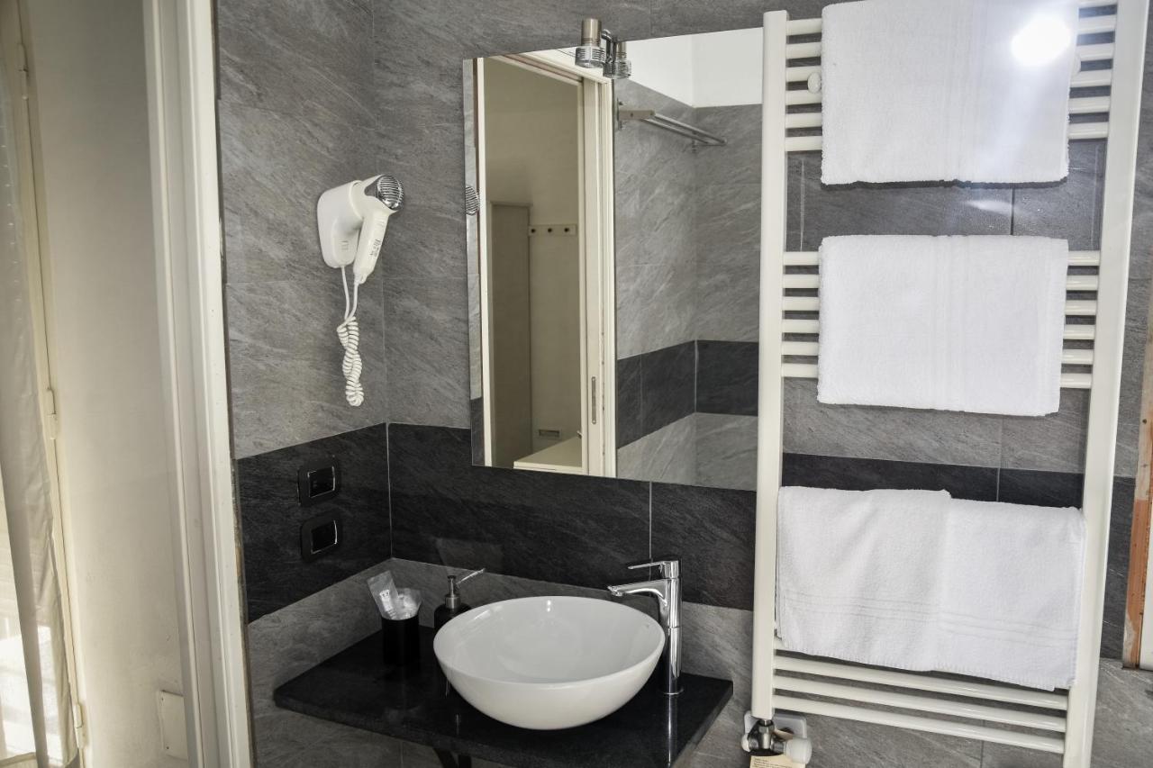 Delfo Guest house 2*