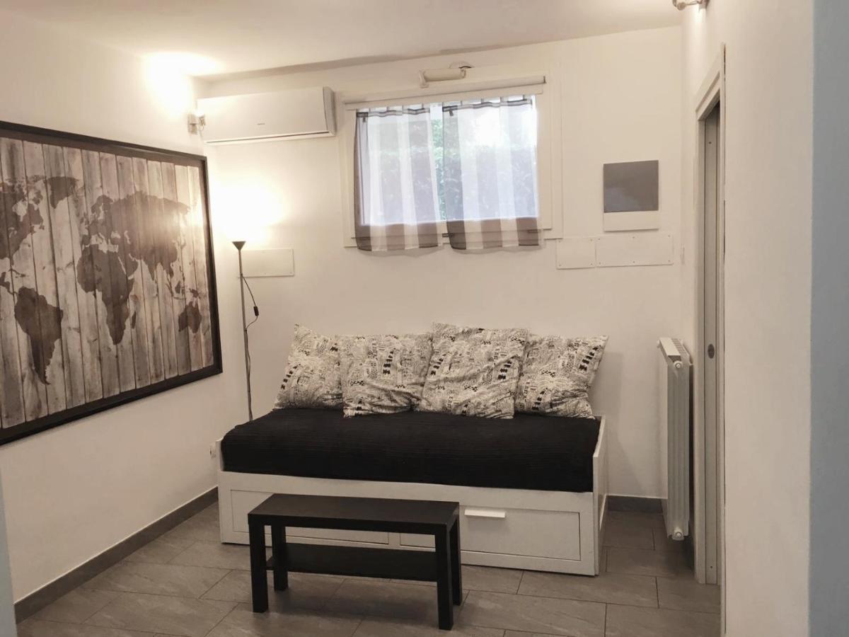 Delfo Guest house 2*
