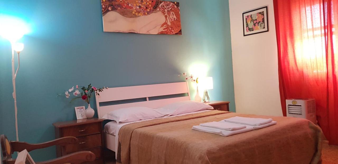 Prime Guest House Bed & Breakfast *