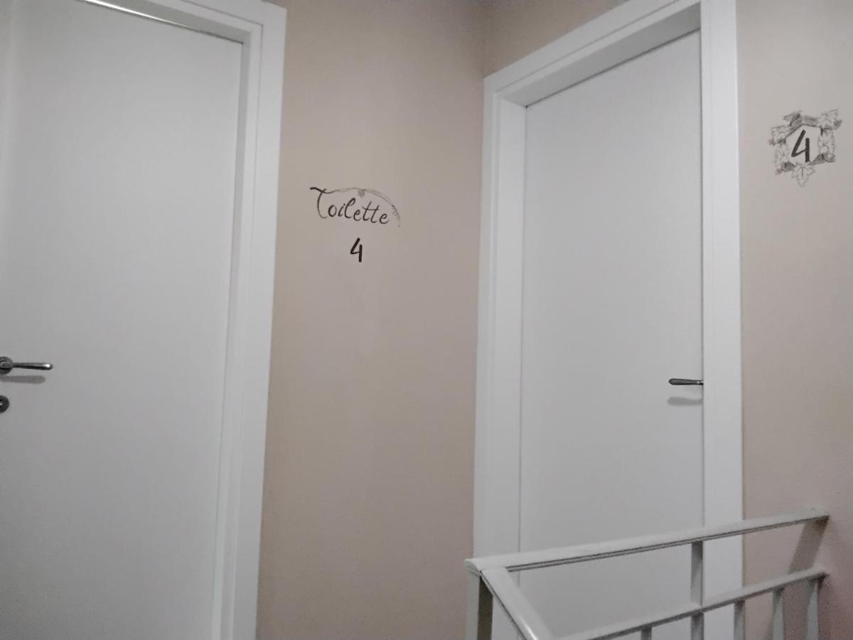 Acomodação com café da manhã  La Casa 'angolo *