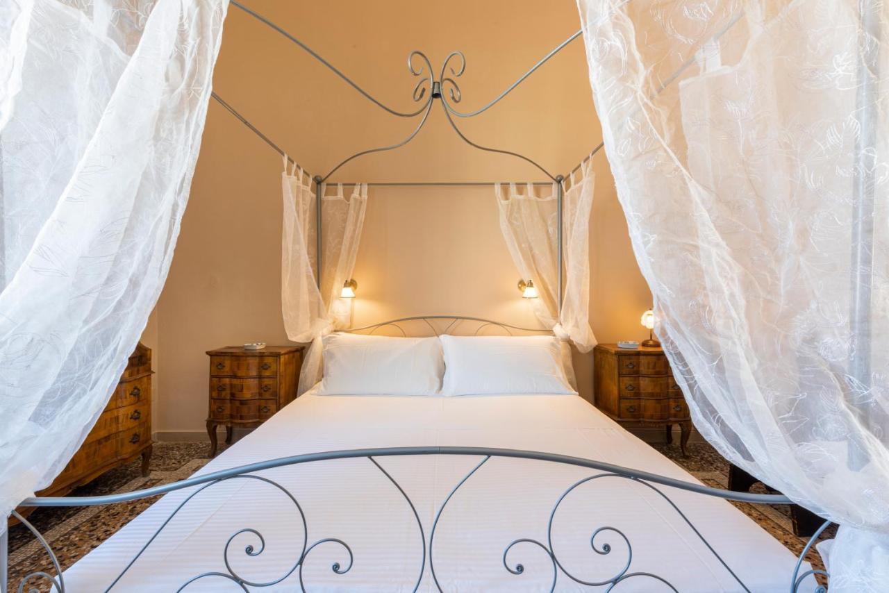 Guest house La Torre Garbata *