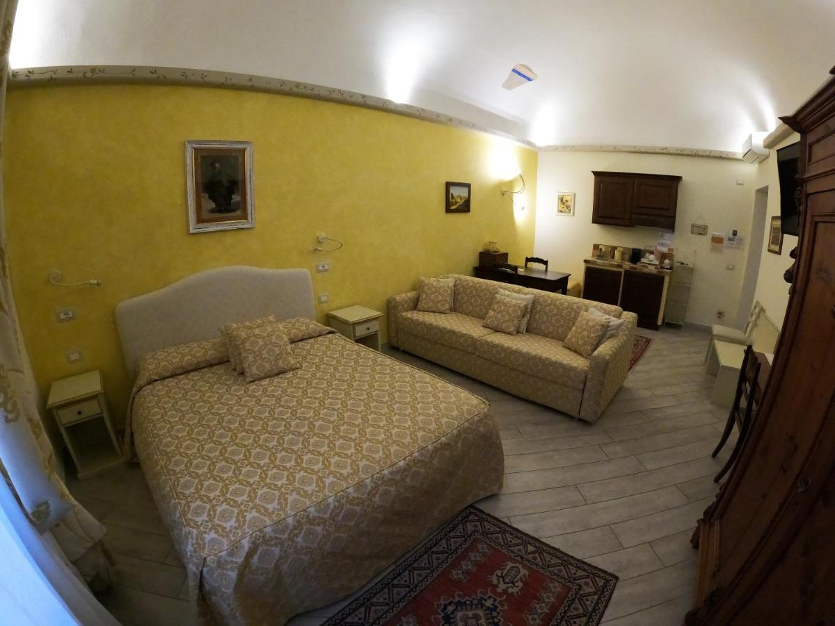 Bed & Breakfast Five Roses Pisa