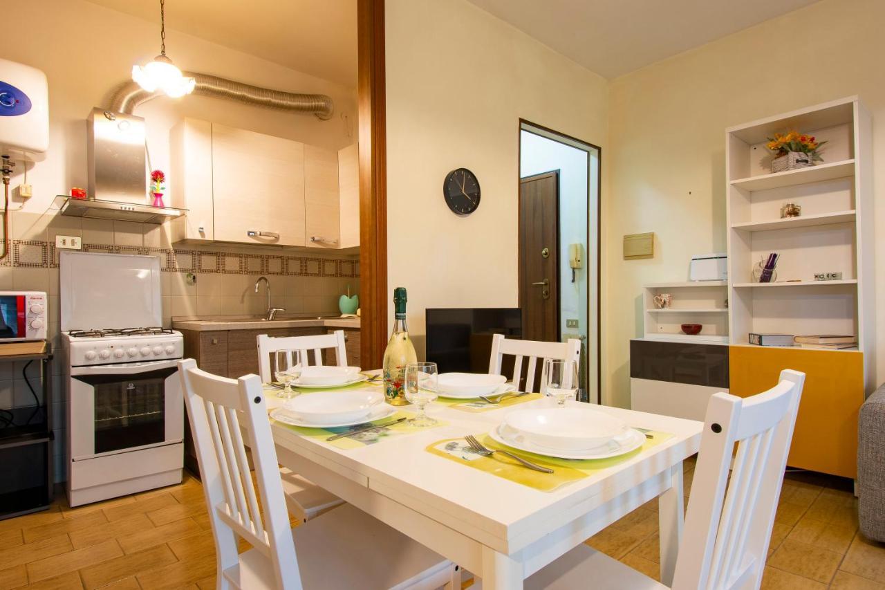 Altido Lovely Flat For 4 With Balcony And Free Parking Apartment