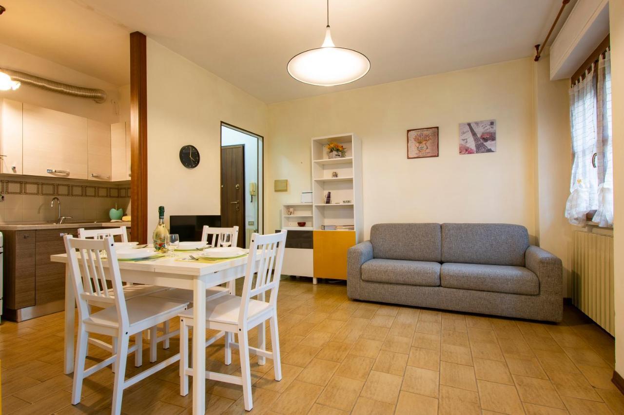 Altido Lovely Flat For 4 With Balcony And Free Parking Apartment