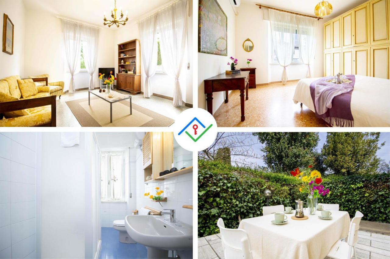 Sunny Corner Apartment *