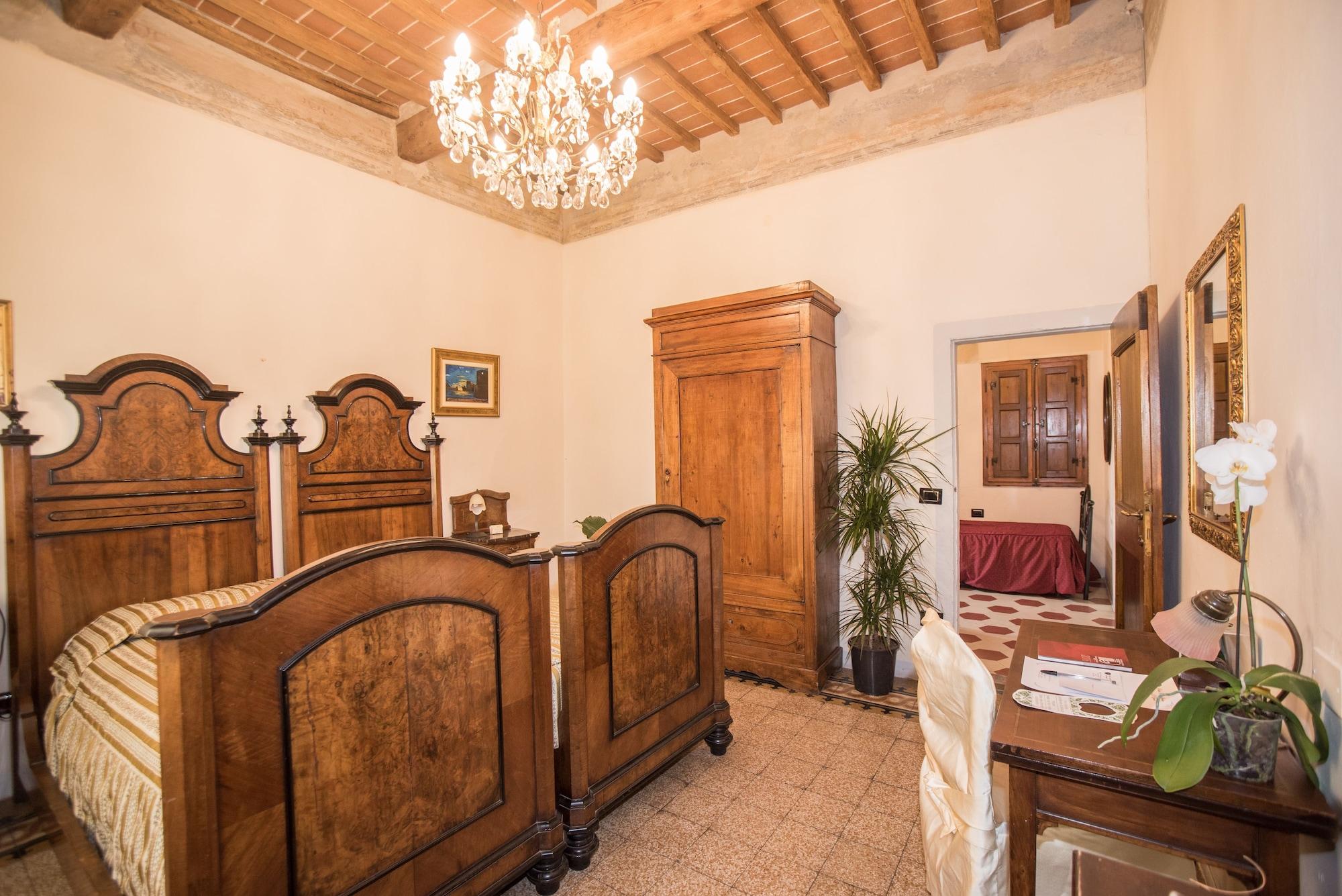 Centro Storico Bed & Breakfast 2*