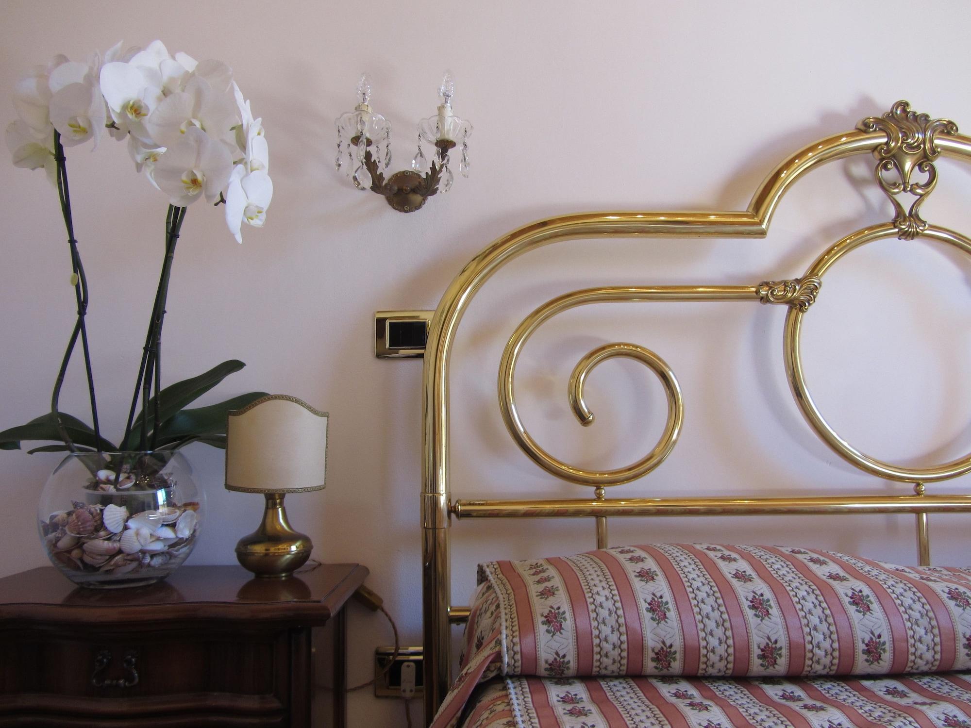 Centro Storico Bed & Breakfast 2*