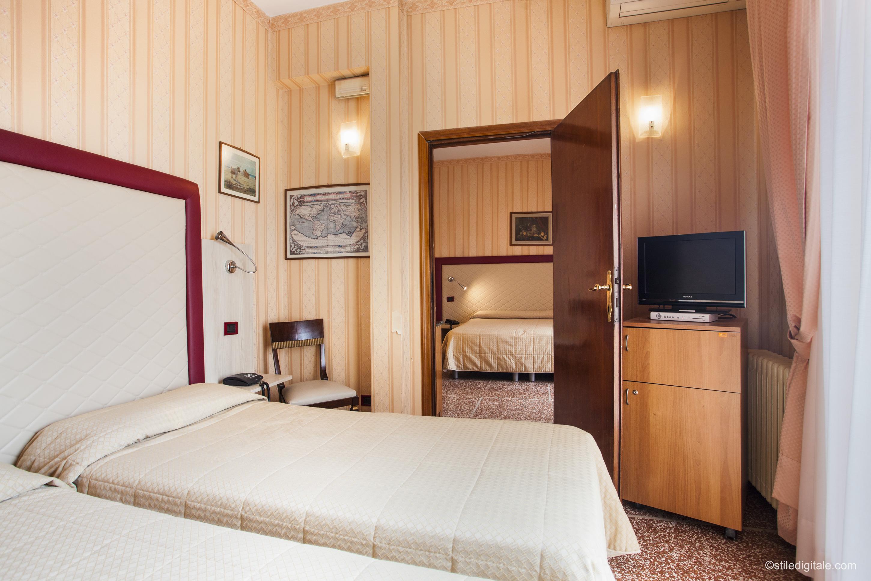 La Pace Hotel