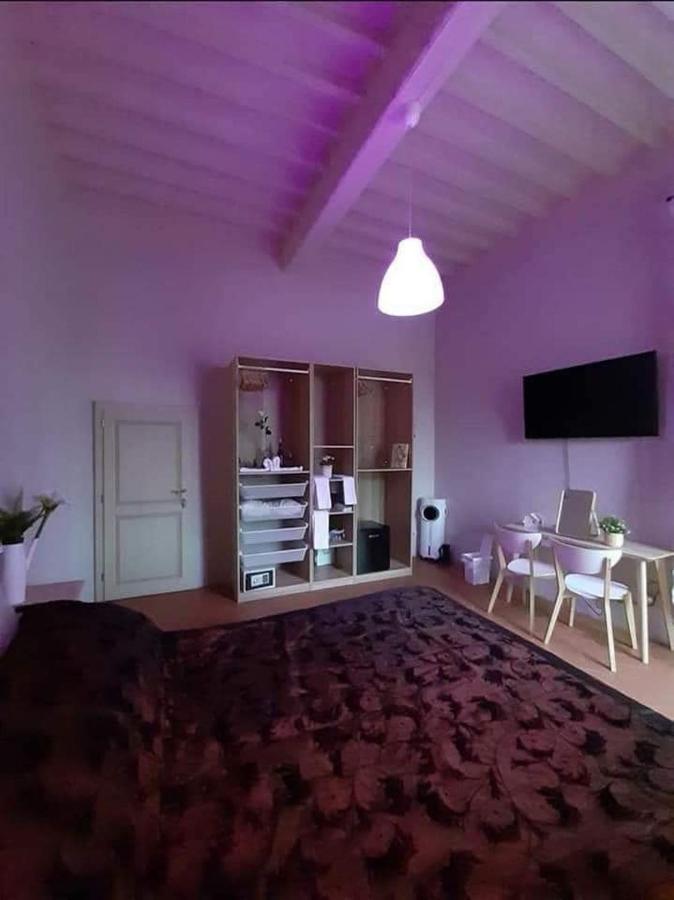 Acomodação com café da manhã  Di Saba *