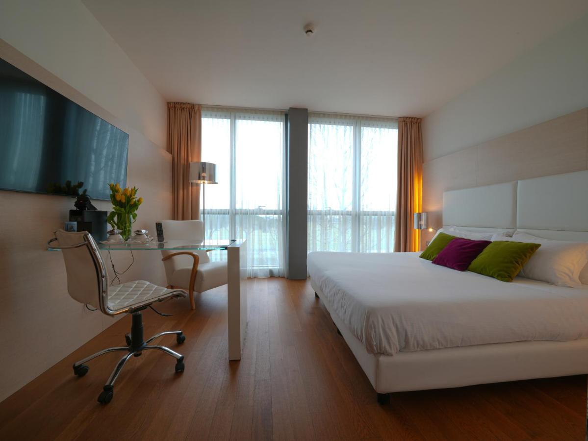 Tower Plaza Hotel 5*
