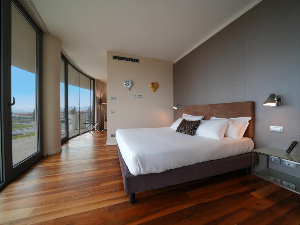 Hotel Tower Plaza Pisa