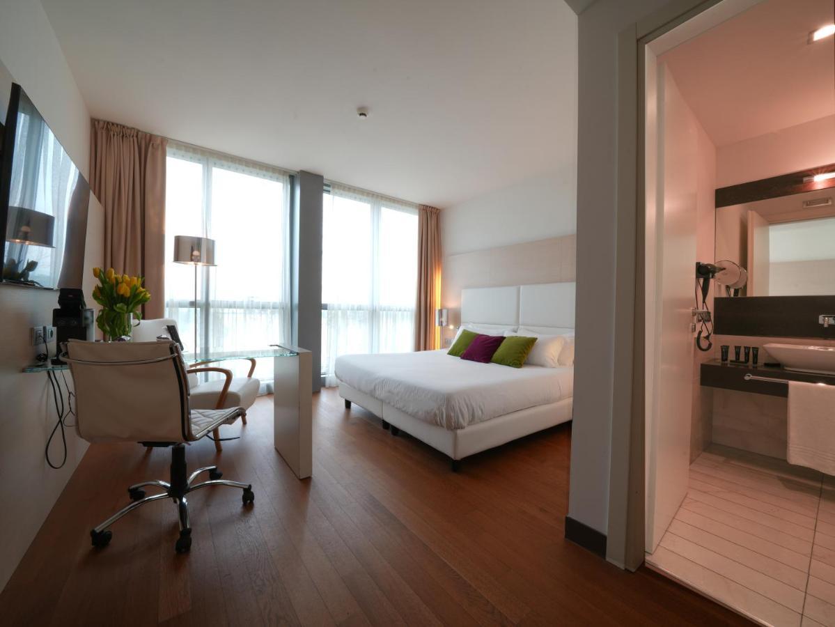 Tower Plaza Hotel 5*