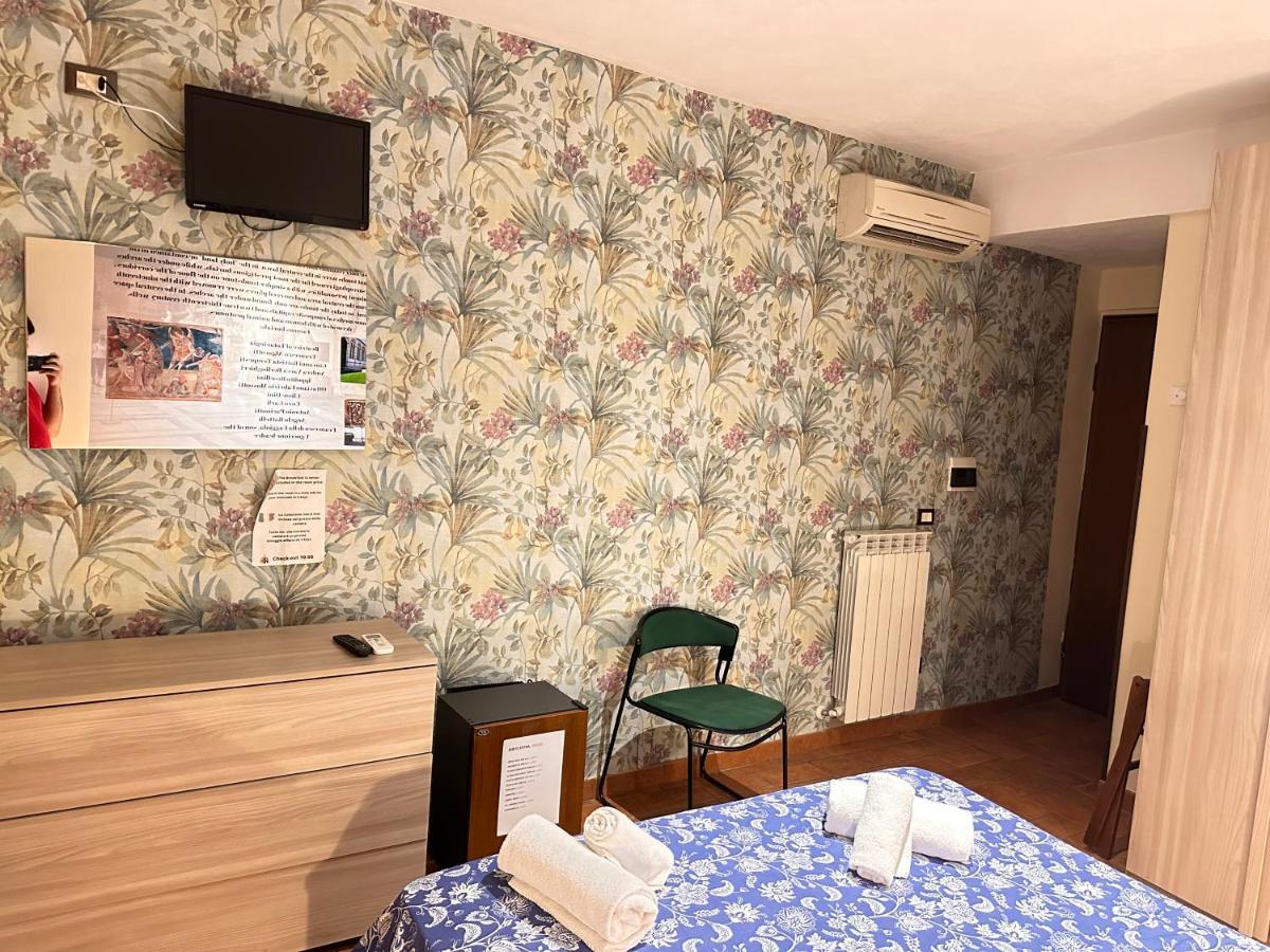Five Keys Guest house Pisa
