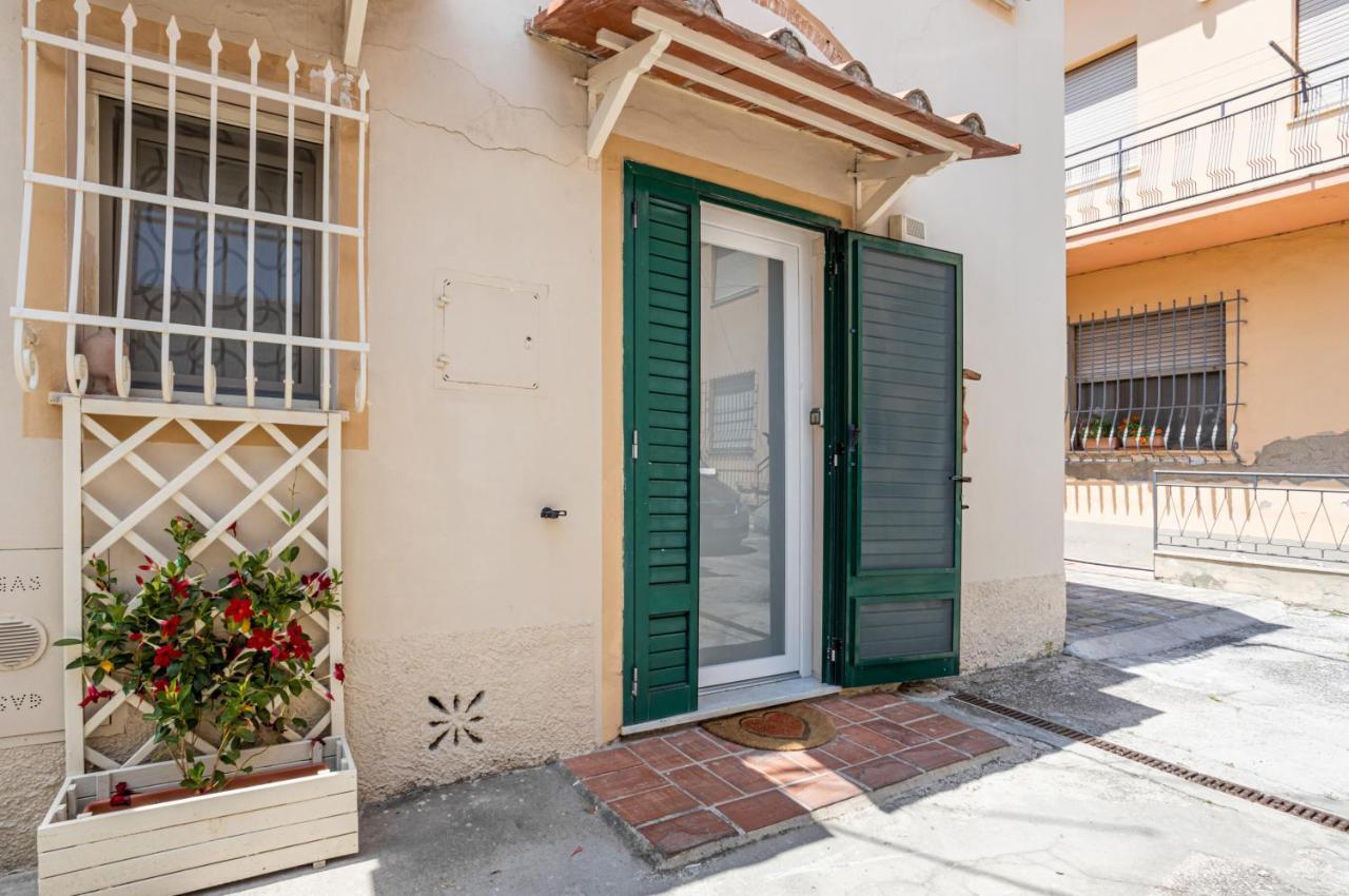 Oratoio Duplex With Parking Apartment *