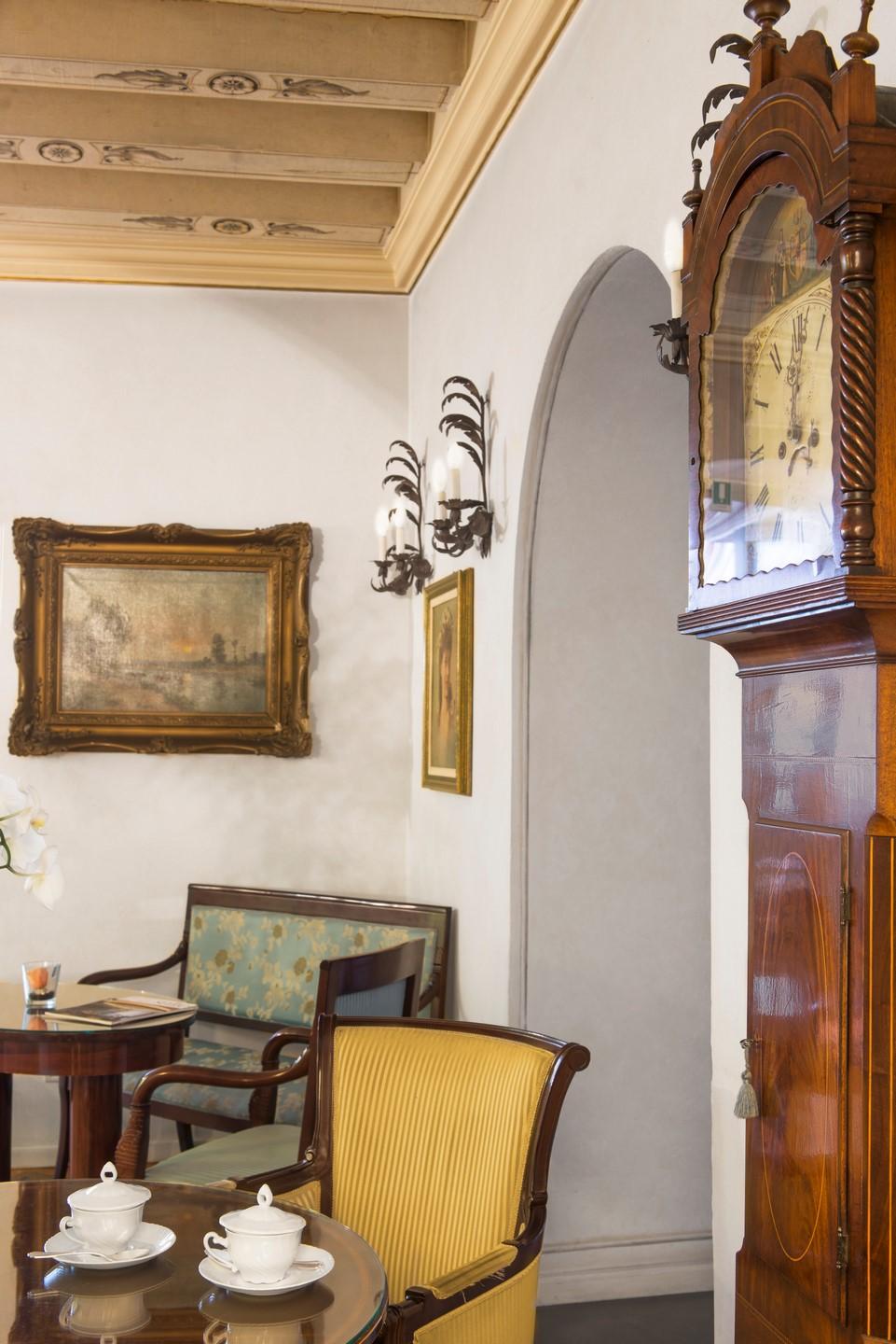 Relais Dell'orologio Hotel 4*