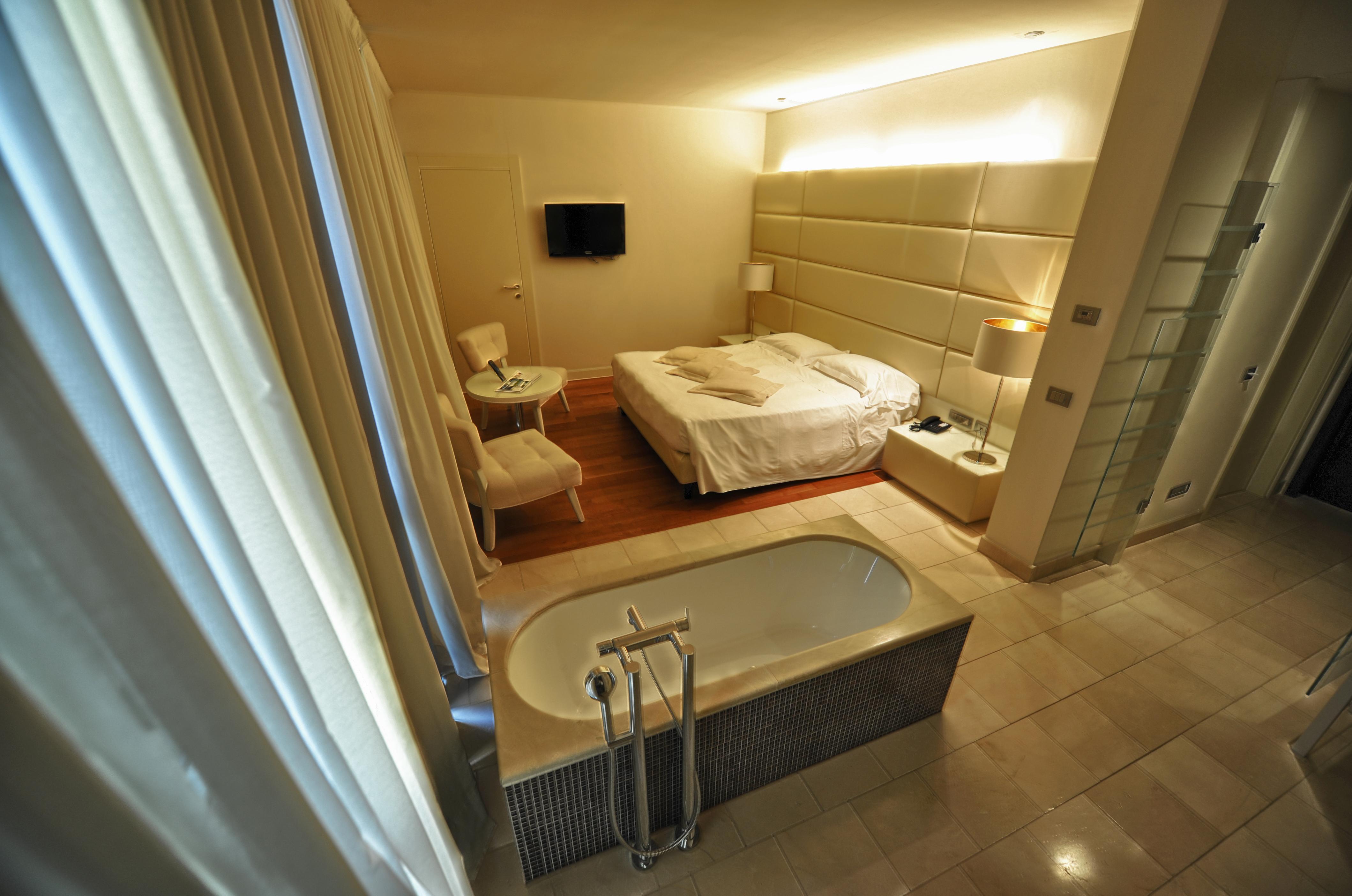 Hotel Tower Plaza