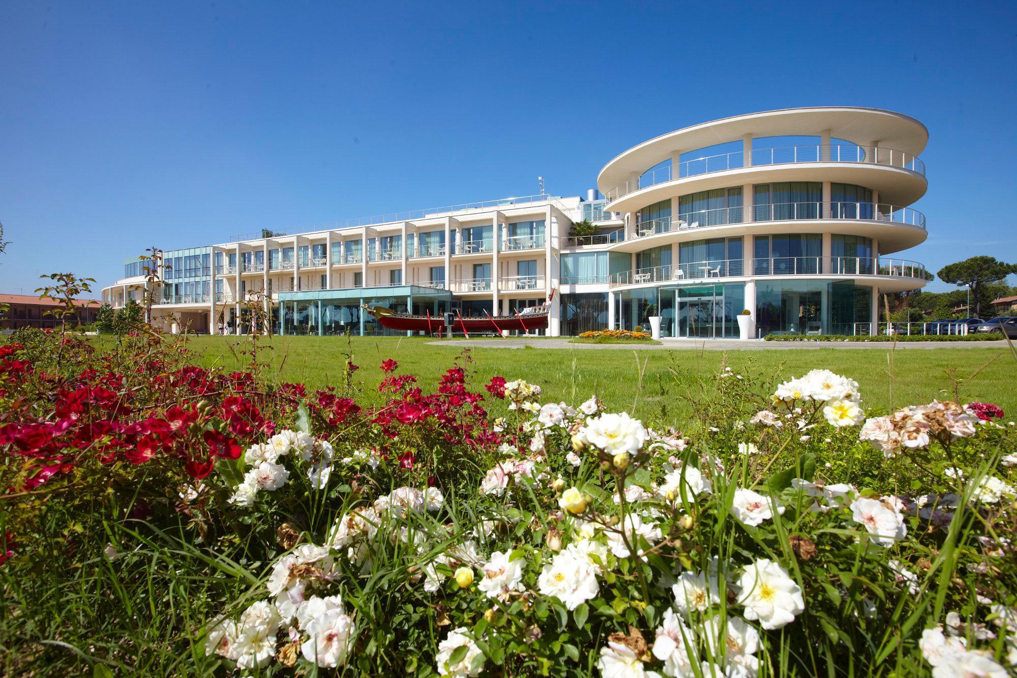 Tower Plaza 5*