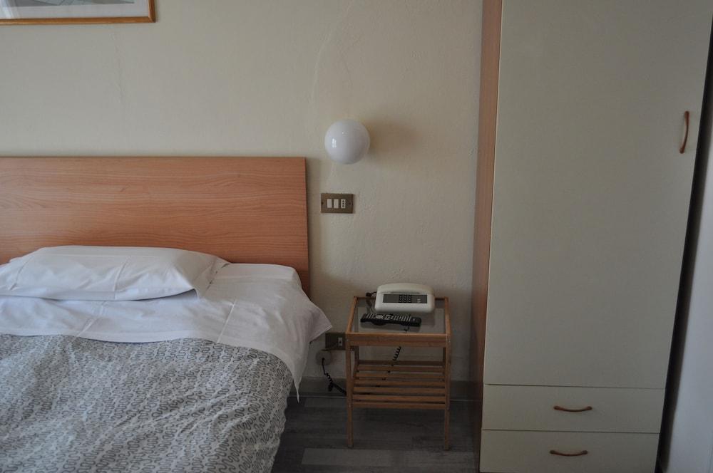 Hotel Cecile Pisa