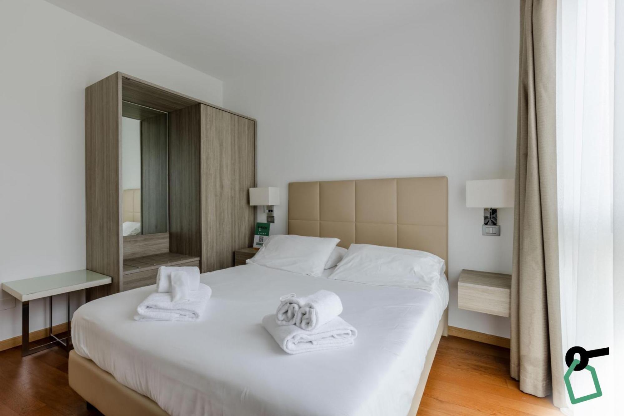Hotiday Collection - Hotel 5*