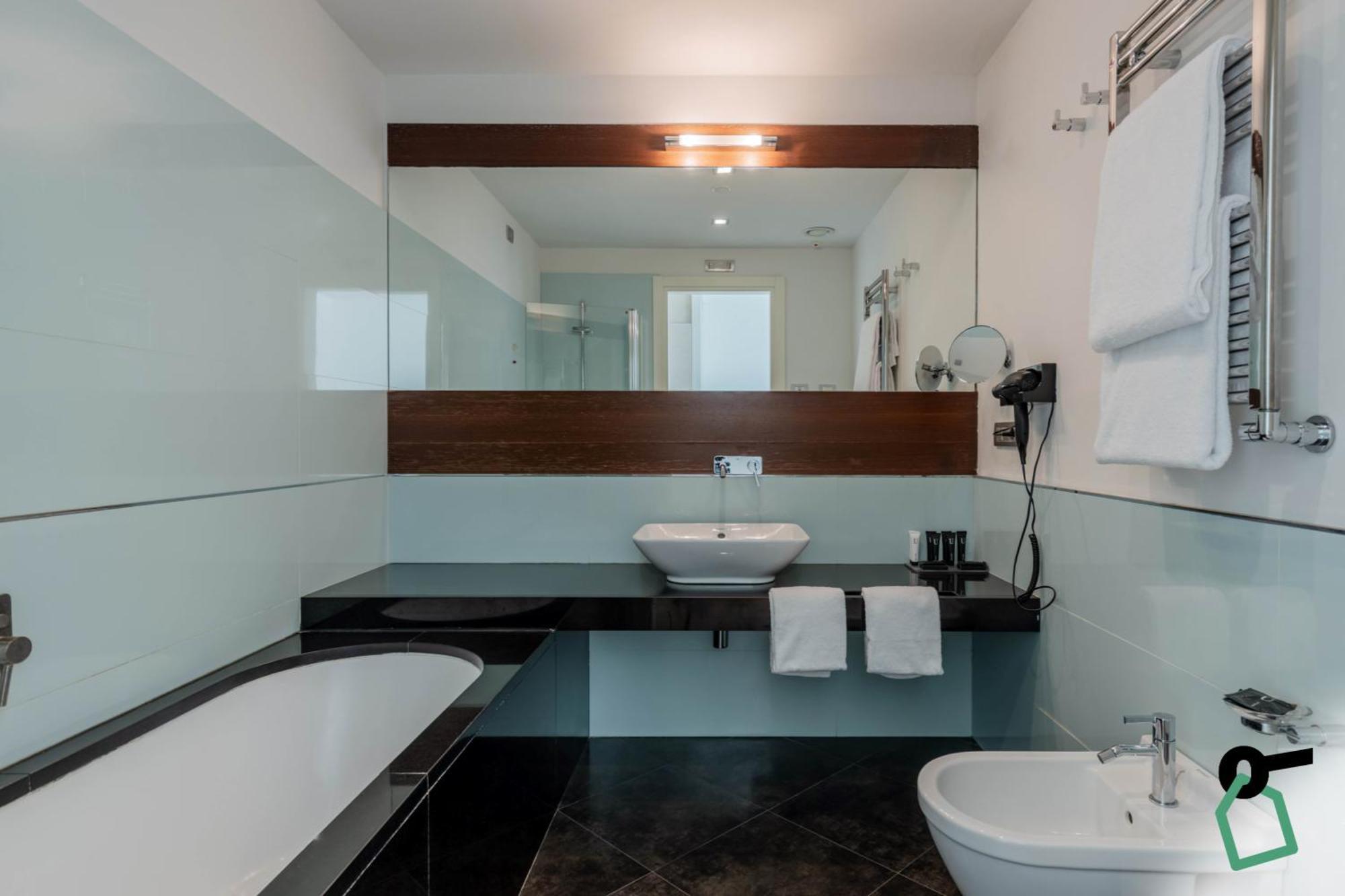Hotiday Collection - Hotel