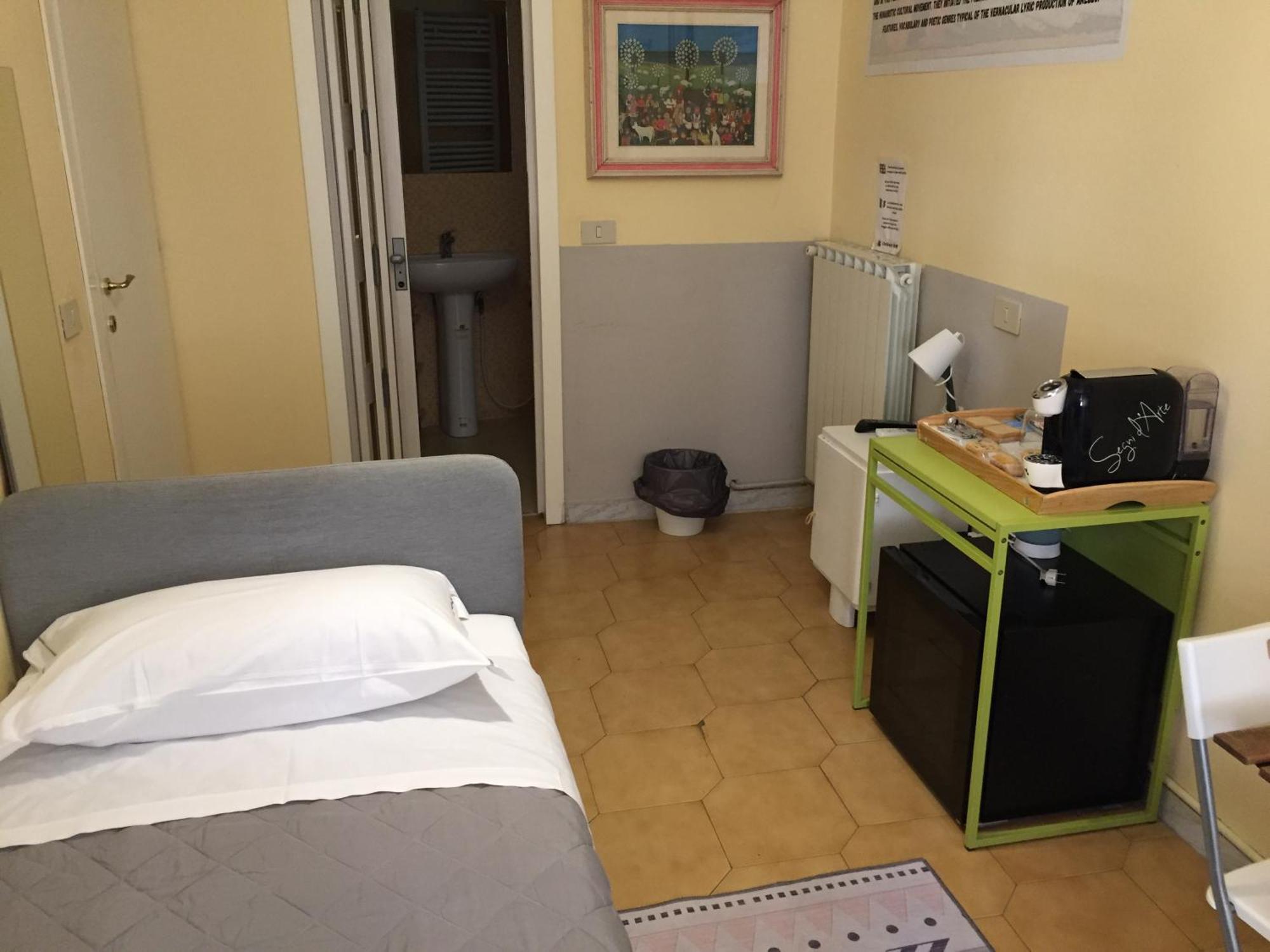 Acomodação com café da manhã  6 Keys Pisa
