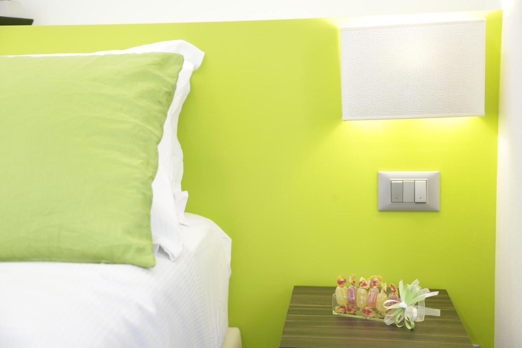 Bed & Breakfast Live09 Design 2*