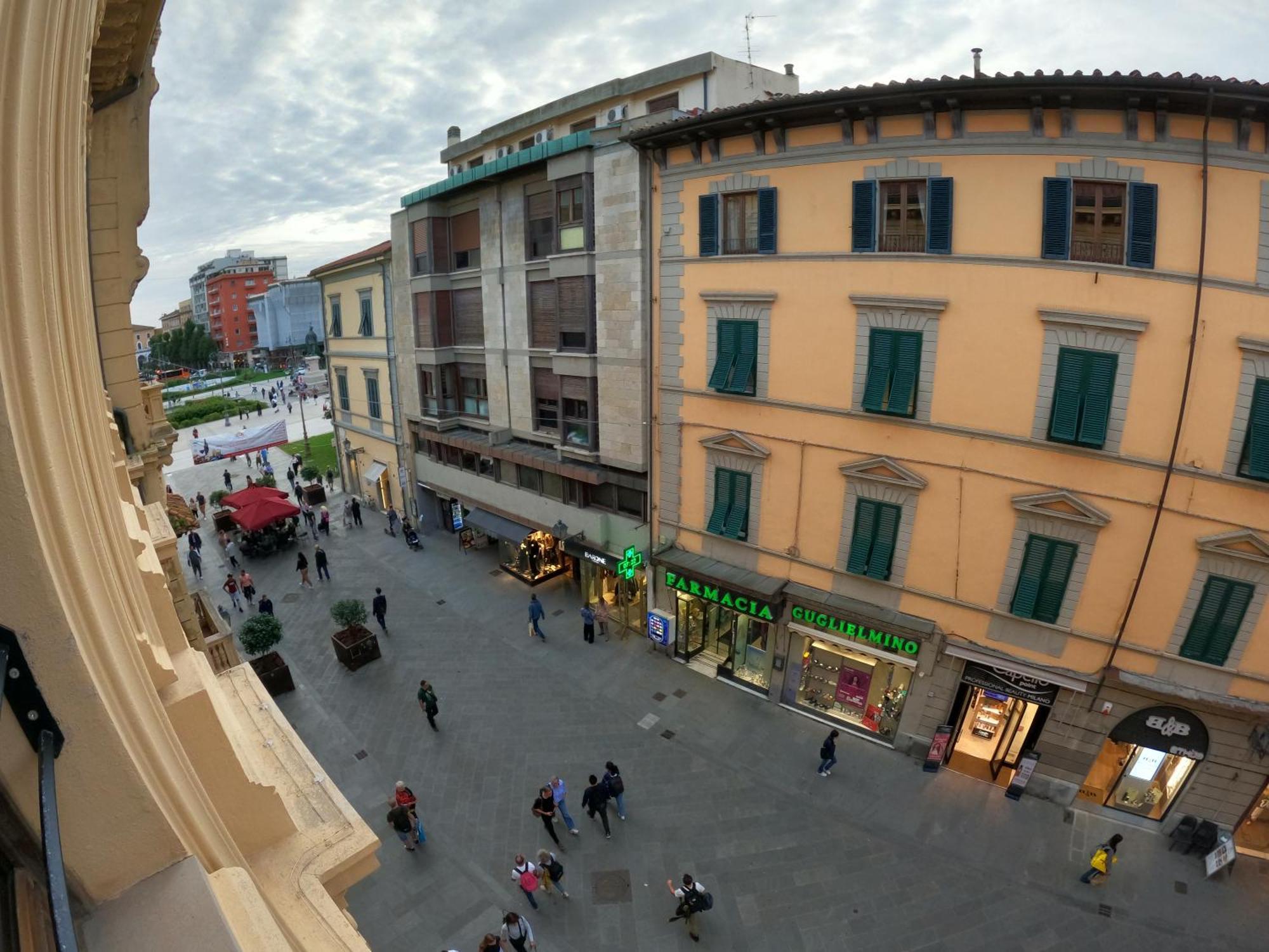 Five Roses 2* Pisa