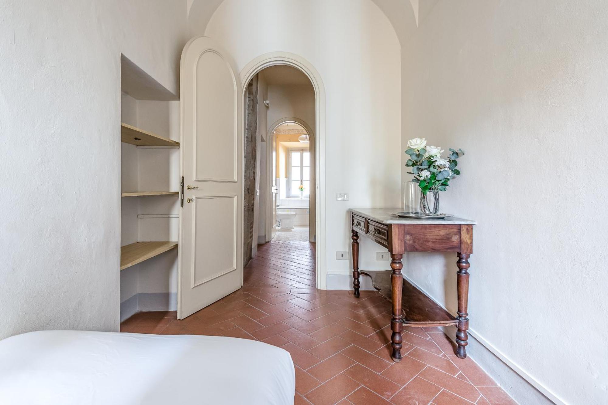 Hostly-maison Le Vettovaglie-historical Center Apartment Pisa