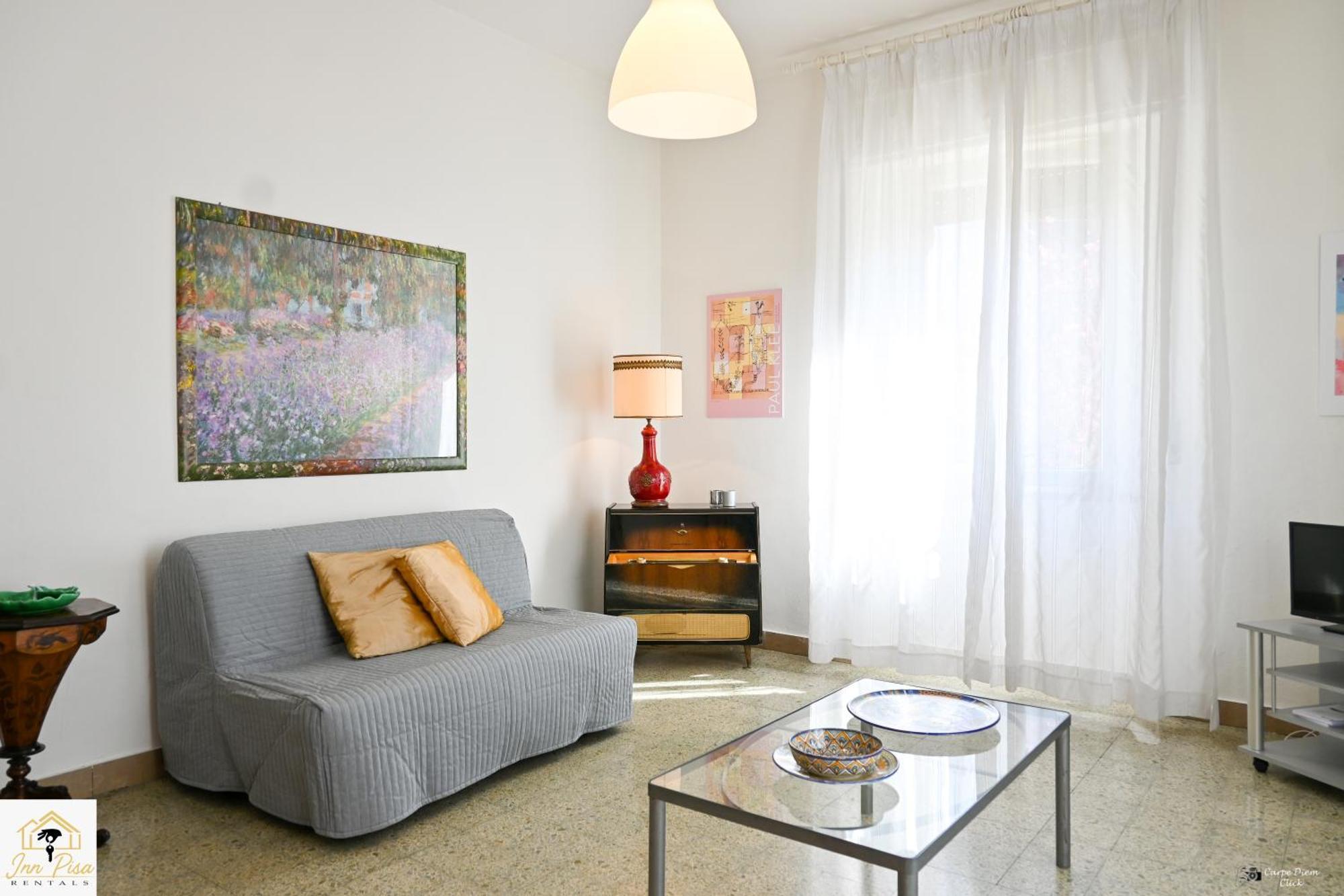 Apartment 2 - Sunny Corner Flat Pisa