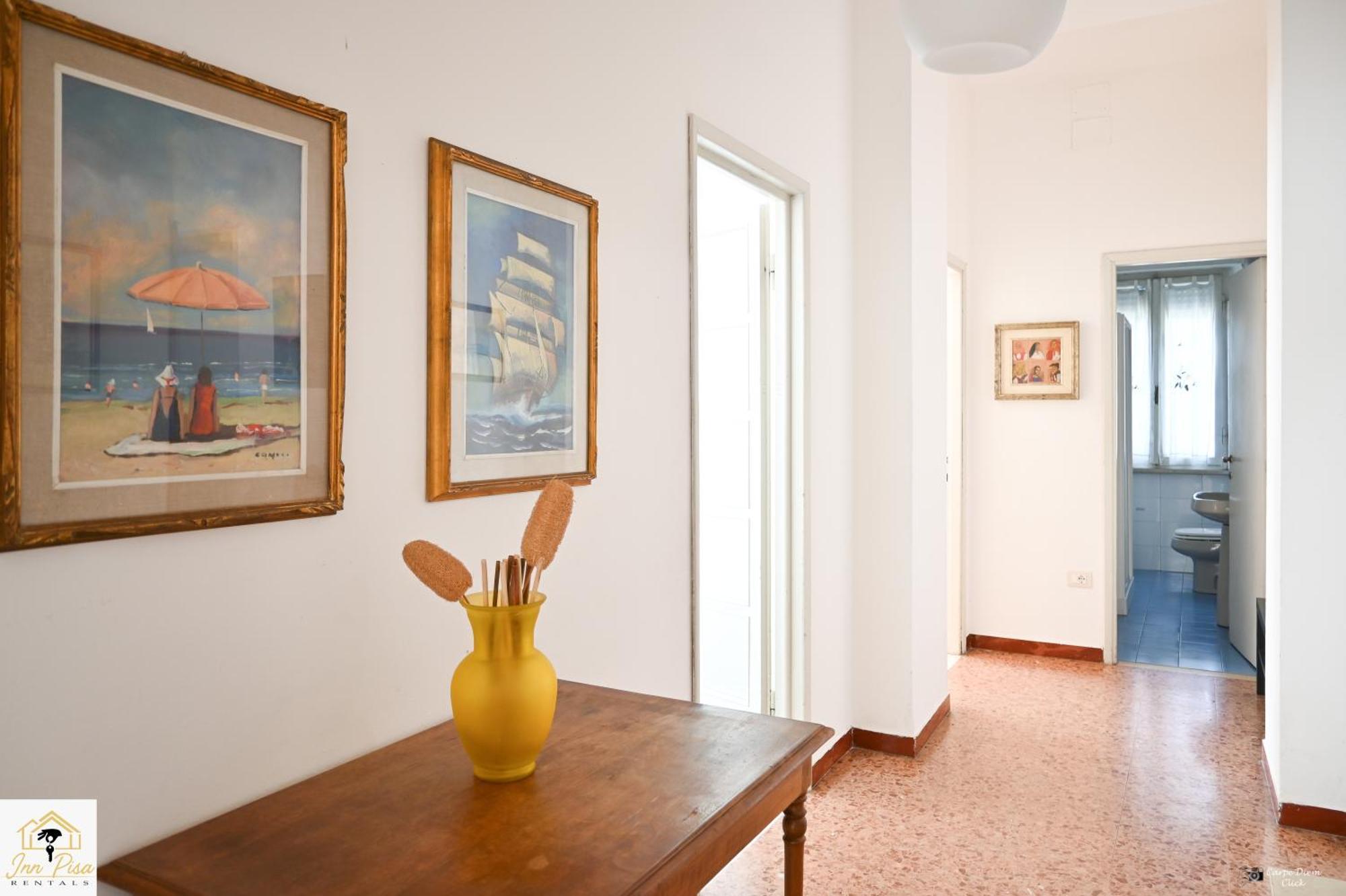 Apartment 2 - Sunny Corner Flat Pisa