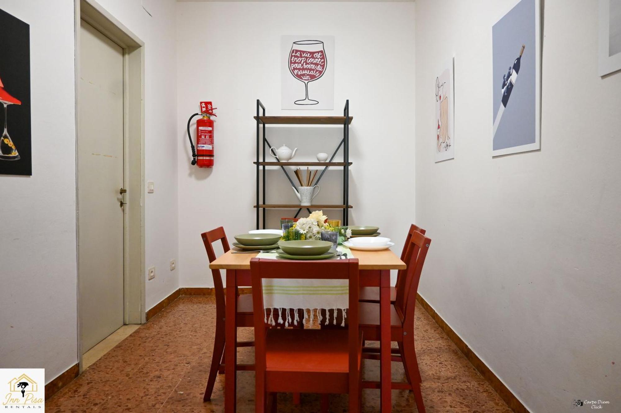 2 - Sunny Corner Flat Pisa
