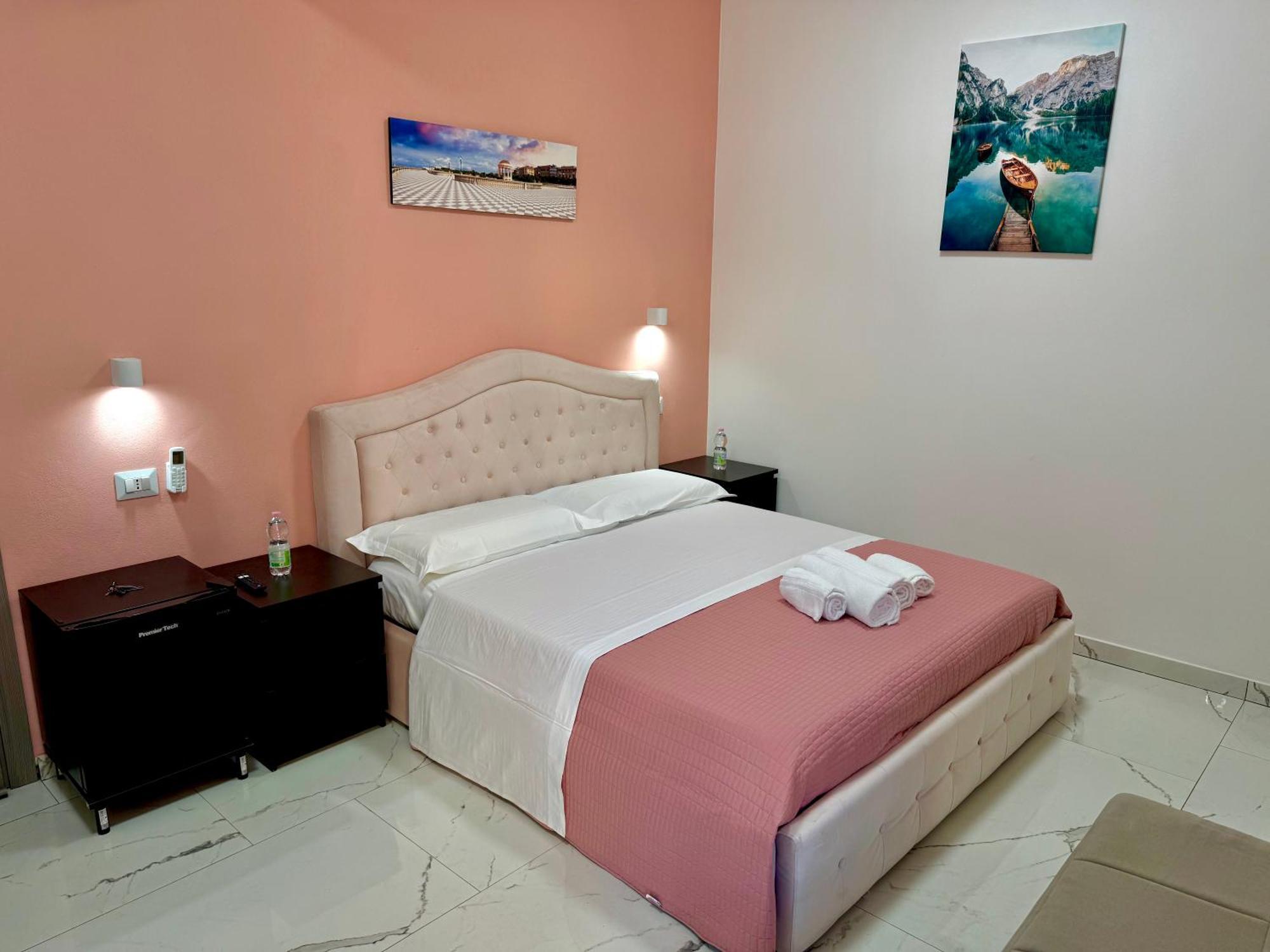 Luna Guest house *