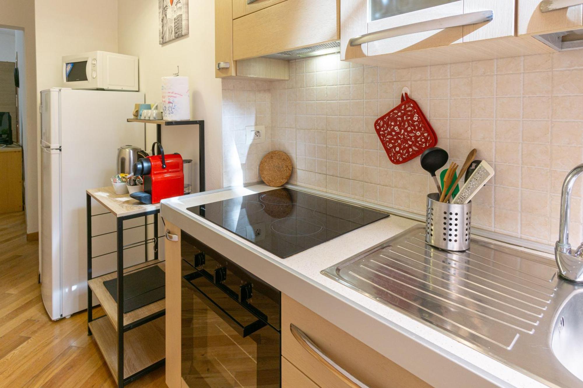 Apartment Center - Free Wifi & Ac - 10min Tower - Dimora Del Mercante Pisa
